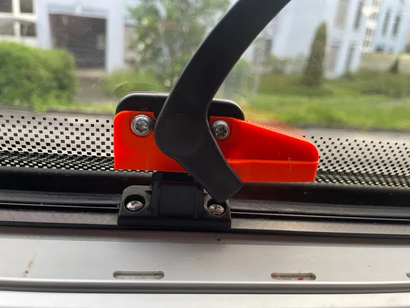 Khóa cửa sổ Dometic (Dometic window lock) in 3D cho xe caravan - Image 1