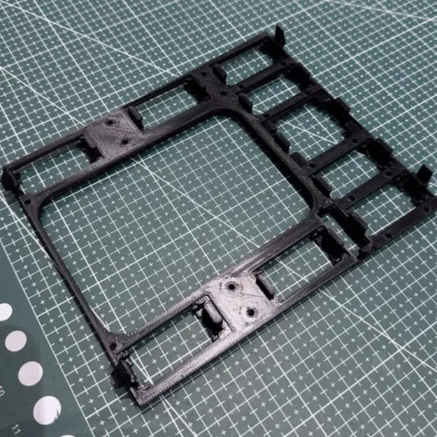 Khung nhựa đỡ nút bấm bảng điều khiển Mercedes-Benz 190E W201 - Image 6