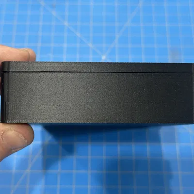 Hộp chia nhiều ngăn có khóa - Bản Remix với các ngăn nhỏ đồng nhất