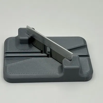 Jig Cắt Nhựa In 3D Cho Bộ Nối Filament (Filament Cutter for Splicer)