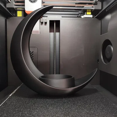 Mẫu Trang Trí Trăng Lưỡi Liềm Kết Hợp Chậu Cây Bầu Dục