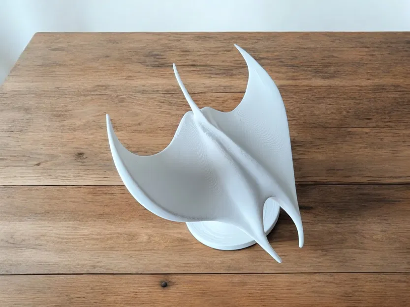 Tượng điêu khắc "The Manta" (Cá đuối Manta) - Image 4