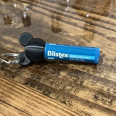 Móc khóa nắp son dưỡng ChapCap hình tai chuột Mickey