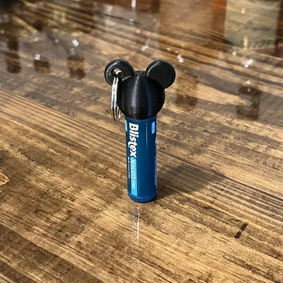 Móc khóa nắp son dưỡng ChapCap hình tai chuột Mickey