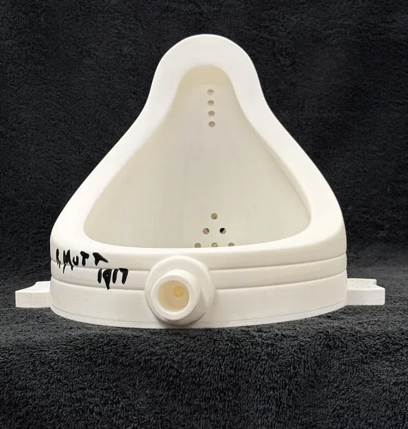 Mô hình tác phẩm Fountain của Marcel Duchamp - Image 1