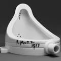 Mô hình tác phẩm Fountain của Marcel Duchamp - Thumbnail 8