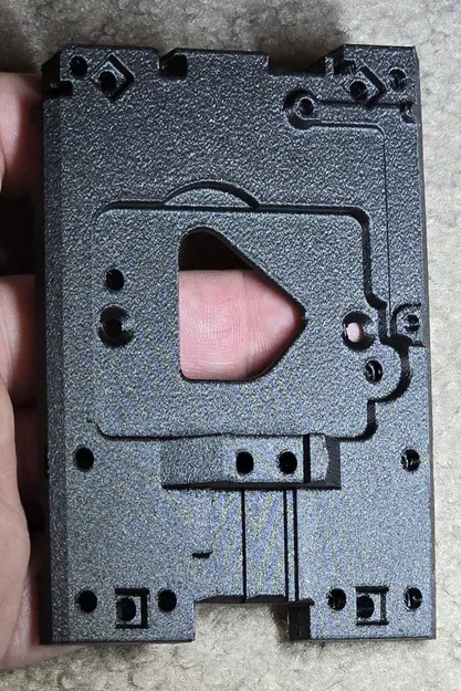 Tấm gắn đầu in (Carrier Plate) tùy chỉnh cho Qidi Plus 4 - Image 2