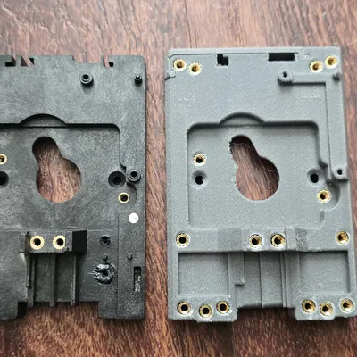 Tấm gắn đầu in (Carrier Plate) tùy chỉnh cho Qidi Plus 4