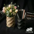 Mẫu bình hoa và ống cắm bút hình học in 3D hiện đại - Thumbnail 1