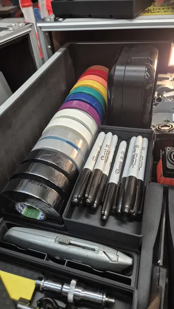 Khay đựng 7 cuộn băng keo điện Nitto hệ Gridfinity - Image 1