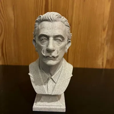 Mô hình tượng bán thân Salvador Dalí
