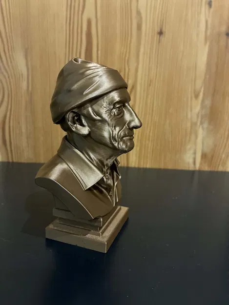 Tượng bán thân Chỉ huy Jacques-Yves Cousteau - Image 3
