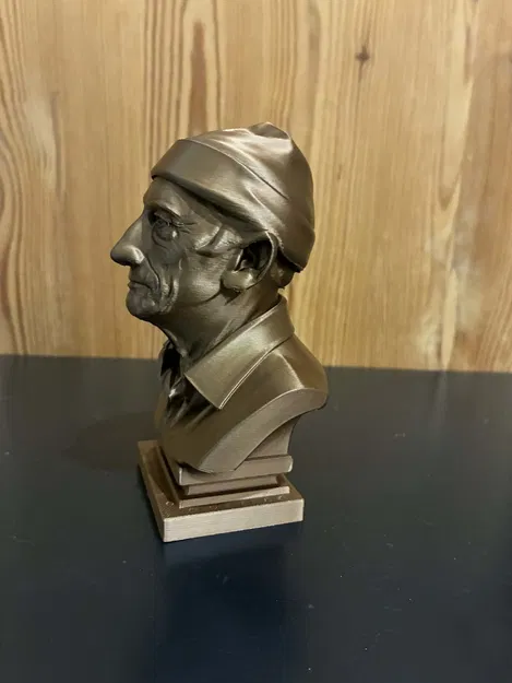 Tượng bán thân Chỉ huy Jacques-Yves Cousteau - Image 4