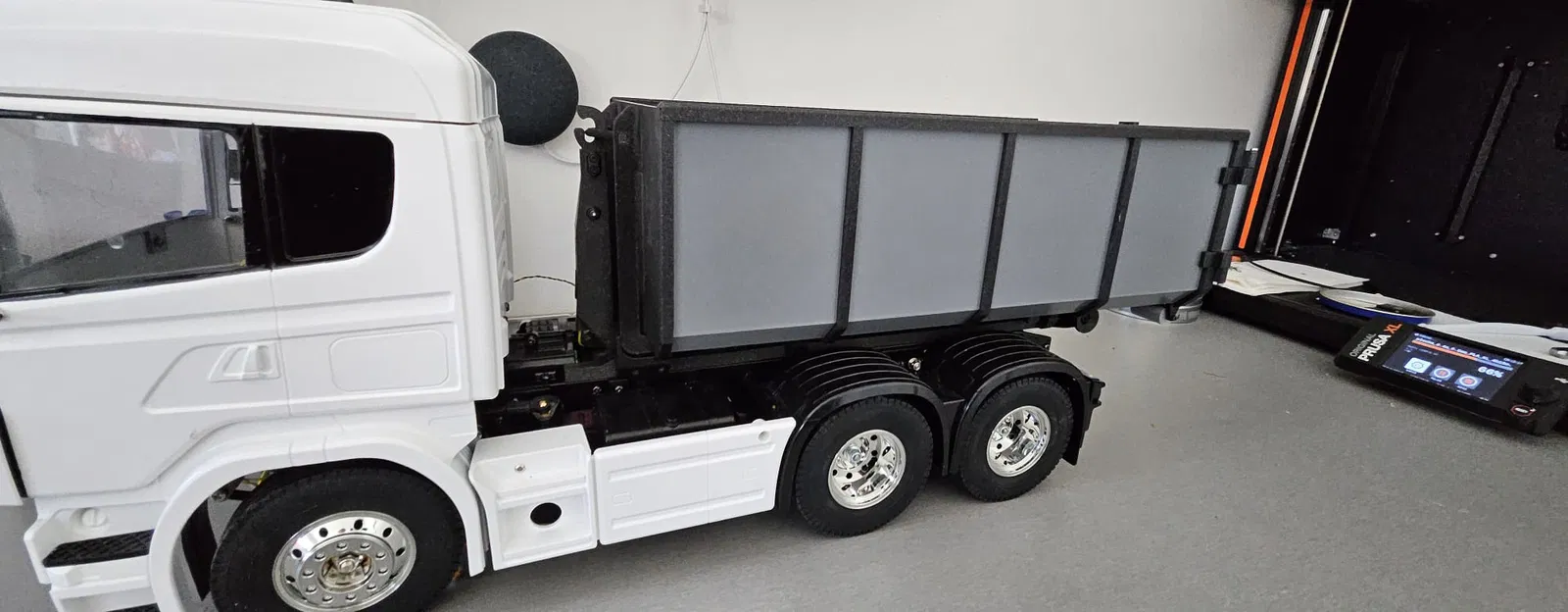 Móc cẩu Hook lift cho xe tải Tamiya 1/14 - Image 1