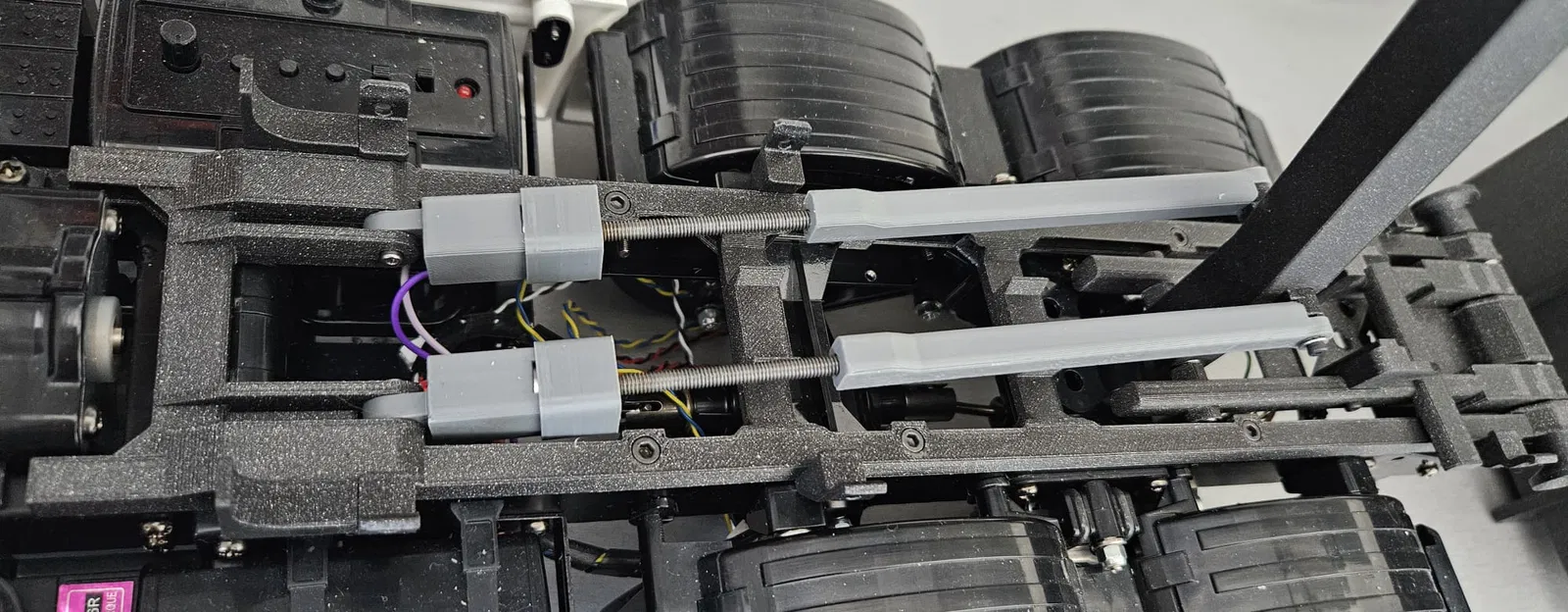 Móc cẩu Hook lift cho xe tải Tamiya 1/14 - Image 5