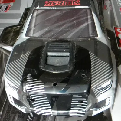 Bộ bảo vệ nắp capo và lưới tản nhiệt cho Arrma Granite 223s V4