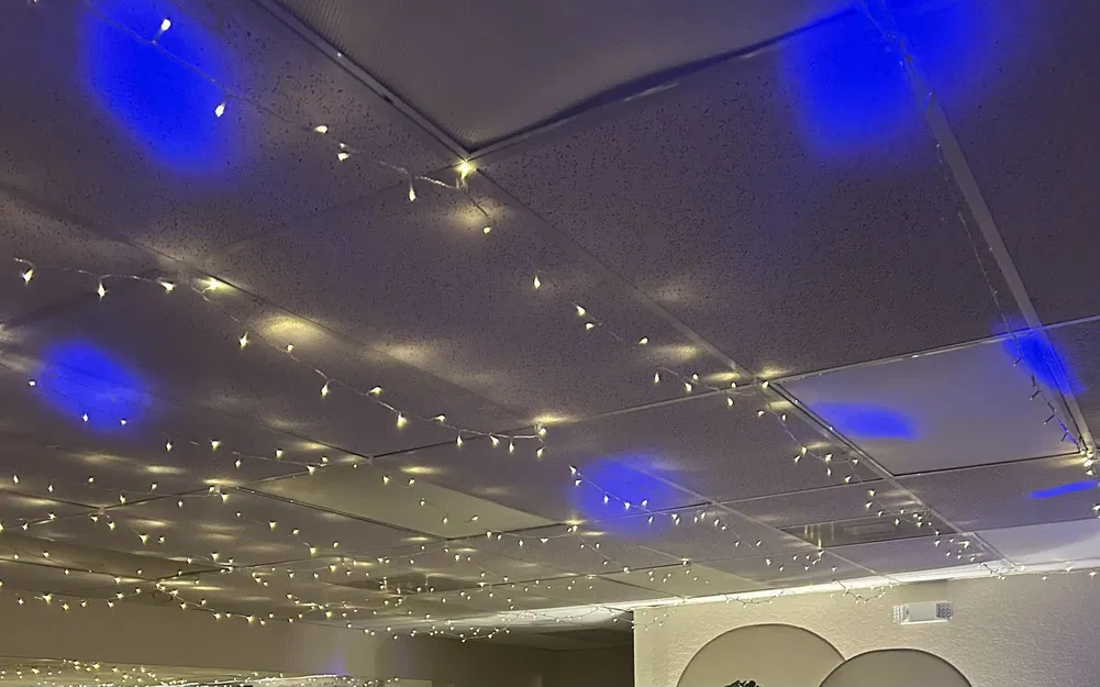 Kẹp giữ đèn trang trí cho trần thả - Image 1