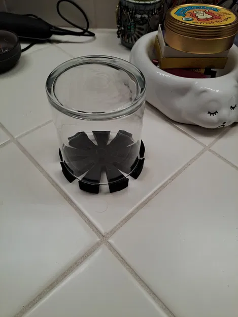 Đế kê làm ráo nước cho ly nước - Image 1