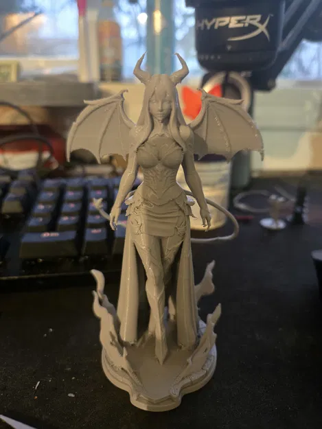 Mô hình Nữ hoàng Succubus (Succubus Queen) in 3D sắc nét cho bộ sưu tập - Image 1