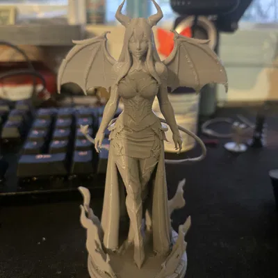 Mô hình Nữ hoàng Succubus (Succubus Queen) in 3D sắc nét cho bộ sưu tập