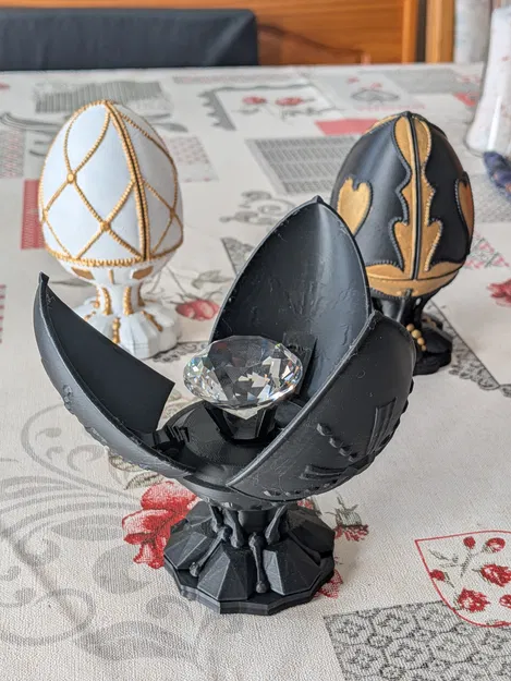 Các phụ kiện trưng bày bổ sung cho Quả trứng Fabergé cơ khí - Image 1