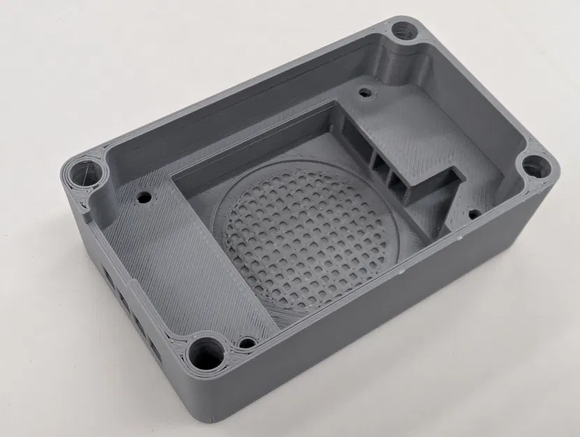 Nắp lưng Luma P1 phiên bản cập nhật - Image 1