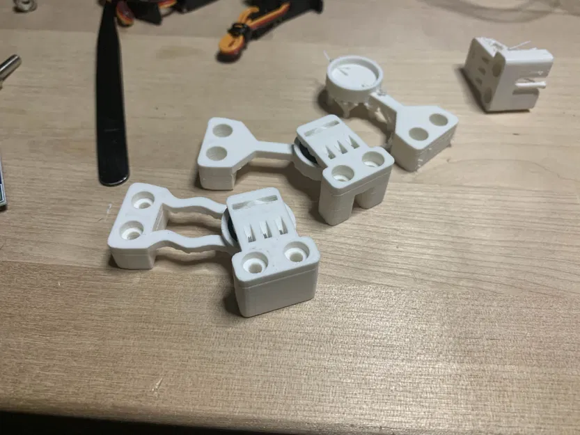 Robot Đồng Hành Bipedal - Các Nâng Cấp và Phản Hồi - Image 8