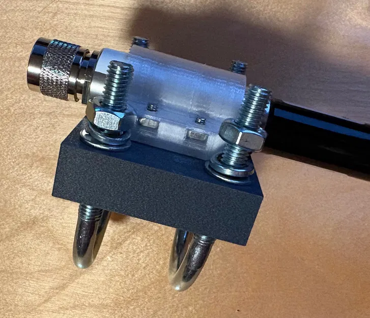 Giá đỡ / Ngàm gắn cột cho ăng-ten - Image 1