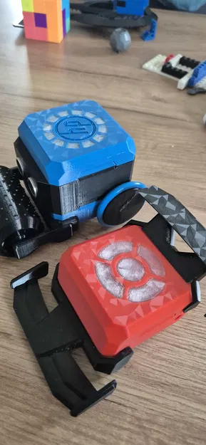 Nắp Robot OTTO tích hợp cửa sổ LED trong suốt cực đẹp - Image 1