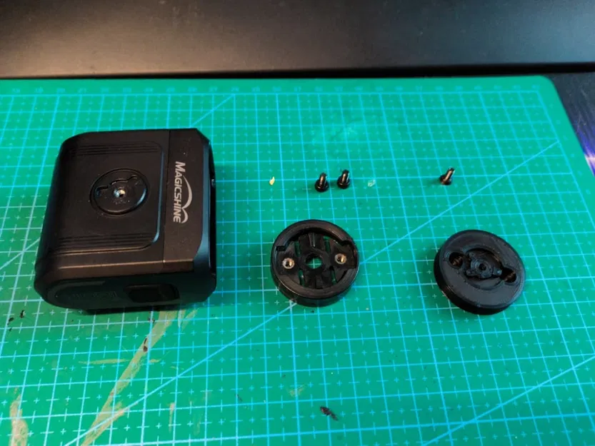 Adapter gắn Garmin trên đèn xe đạp MagicShine HORI - Image 3