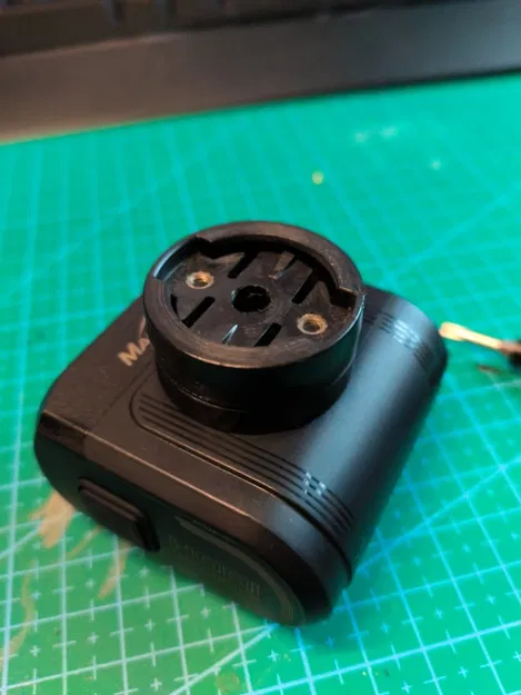 Adapter gắn Garmin trên đèn xe đạp MagicShine HORI - Image 8