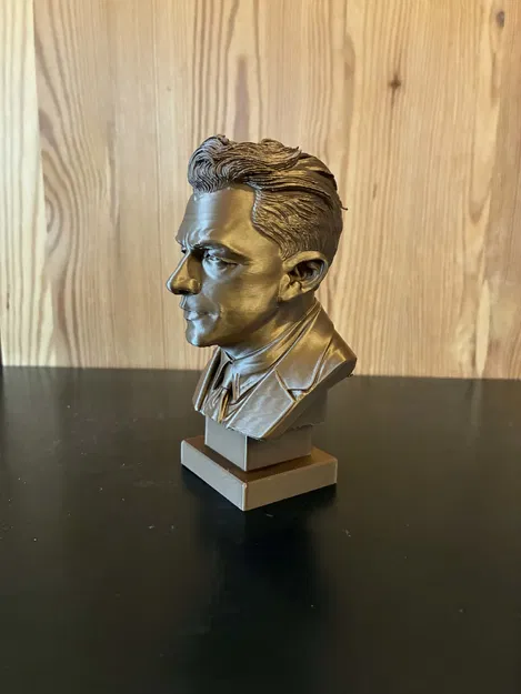 Albert Camus – Tượng bán thân in 3D - Image 5