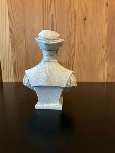 Tượng bán thân Fernão de Magalhães (Ferdinand Magellan) - Image 4