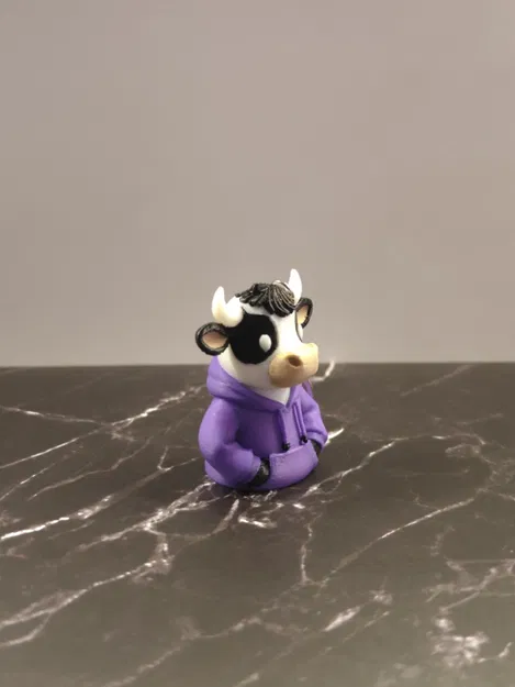 Móc khóa chú bò mặc áo Hoodie dễ thương - File in 3D cực chất - Image 2