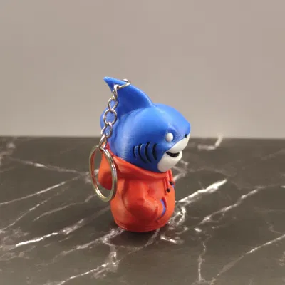 Móc khóa cá mập con mặc áo hoodie (Baby shark with hoodie) in 3D