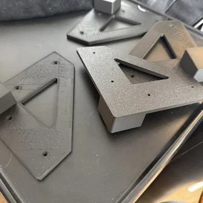 Bộ 4 góc nối có chân ngắn cho khung trồng cỏ cho gà