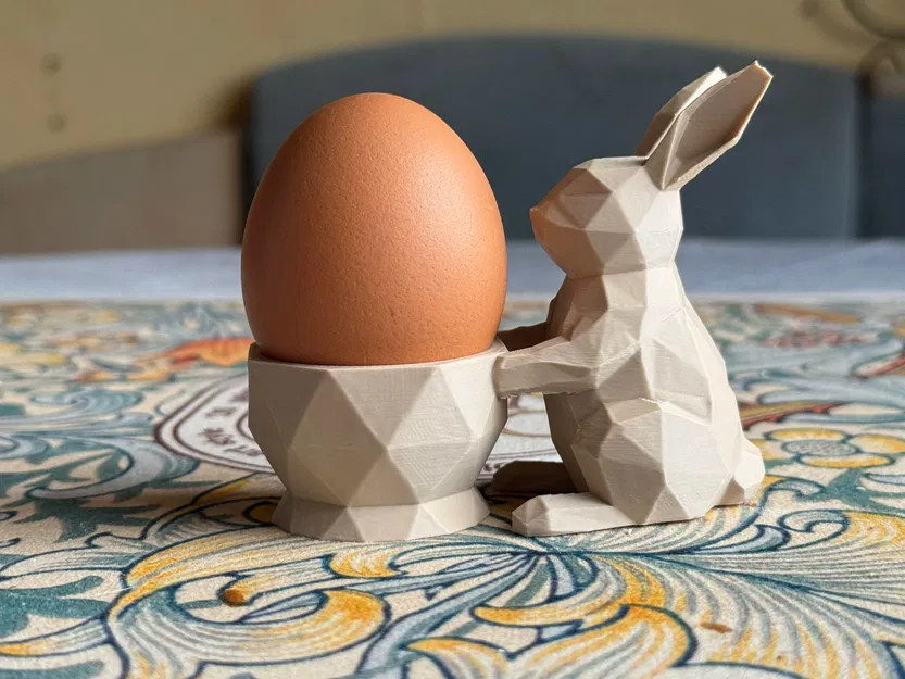 Đế giữ trứng hình chú thỏ Low Poly cho lễ Phục sinh - Image 1