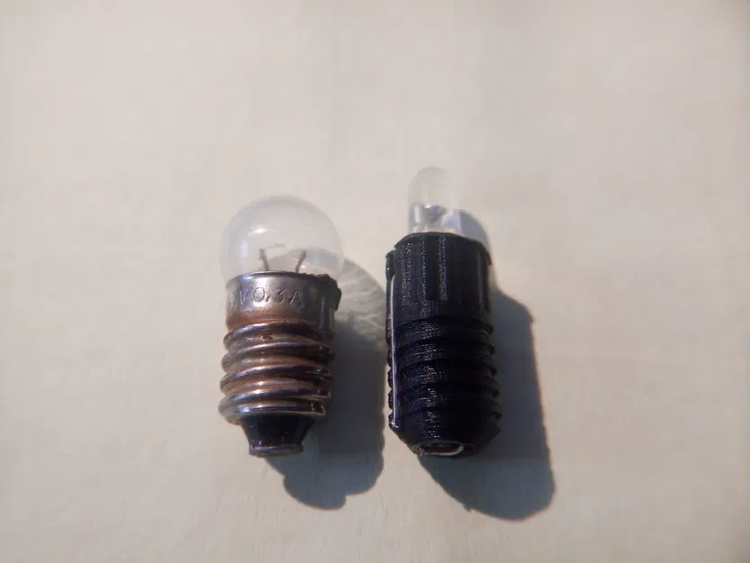 Adapter chuyển từ LED sang chân E10 - Image 1
