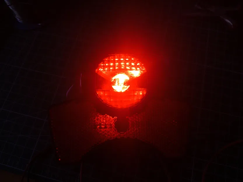 Adapter chuyển từ LED sang chân E10 - Image 8