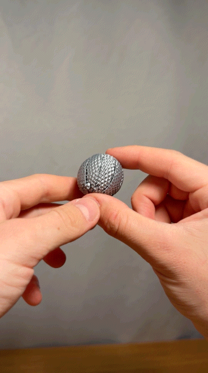 Mini Dimpled Sensory Sphere - Đồ chơi fidget hình cầu xoắn cảm giác - Image 2