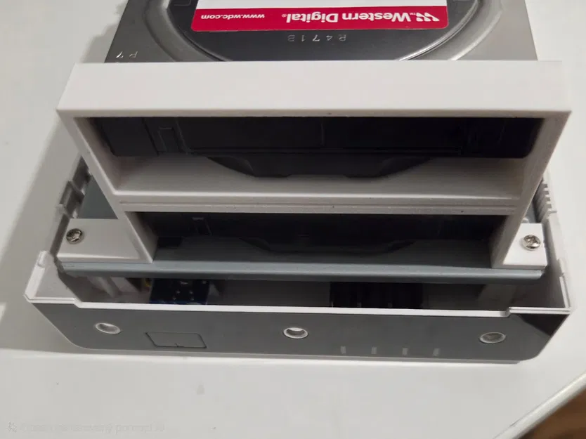 Khung gắn ổ cứng Synology DS215j - Phiên bản không có lỗ giữa - Image 1