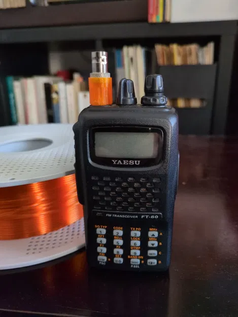 Ốp bảo vệ đầu chuyển SMA sang BNC cho Yaesu FT-60 - Image 1