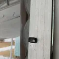 Kẹp giữ lưới cửa (Screen Door Clip) - Thumbnail 1