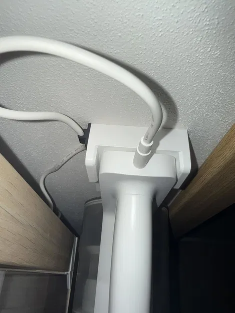 Giá đỡ dây cáp sạc cho máy hút bụi Xiaomi Vacuum G20 - Gọn gàng tiện ích - Image 1