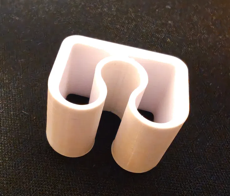 Mẫu Kẹp Giữ Dây Cáp (Cable Holder) In 3D Gọn Gàng Cho Bàn Làm Việc - Image 1