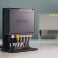 Chân đế để bàn cho Router dòng MikroTik hEX - Thumbnail 1