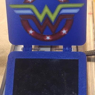 Nắp che màn hình Wonder Woman độc đáo cho máy in 3D A1