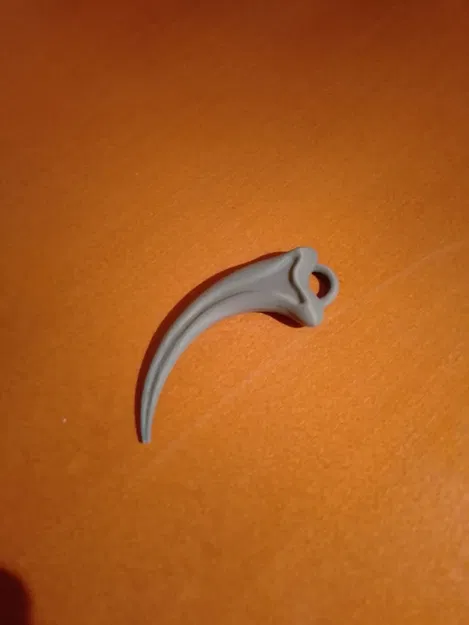 Mẫu in 3D mặt dây chuyền hình móng vuốt Raptor cá tính - Image 1