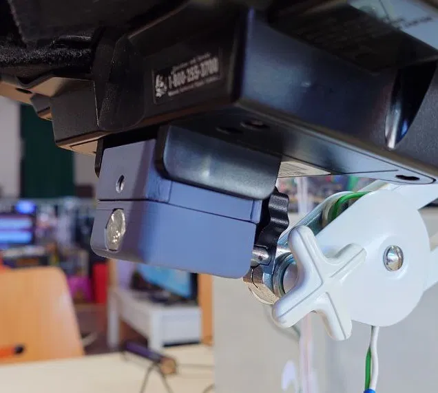 Ngàm gắn đa năng cho Virtual Boy - Image 2