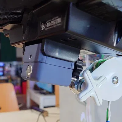 Ngàm gắn đa năng cho Virtual Boy